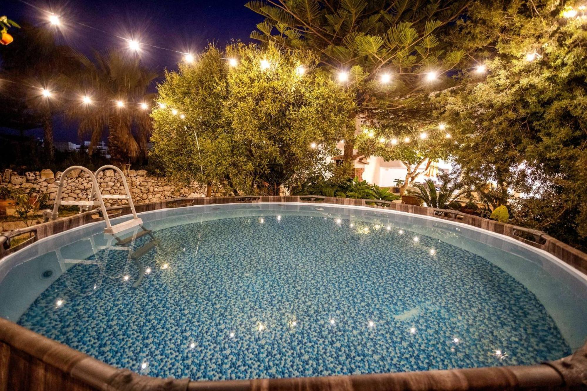 Villa Blue Tulip - Luxury Big House With Garden & Pool Casamassella Exterior foto